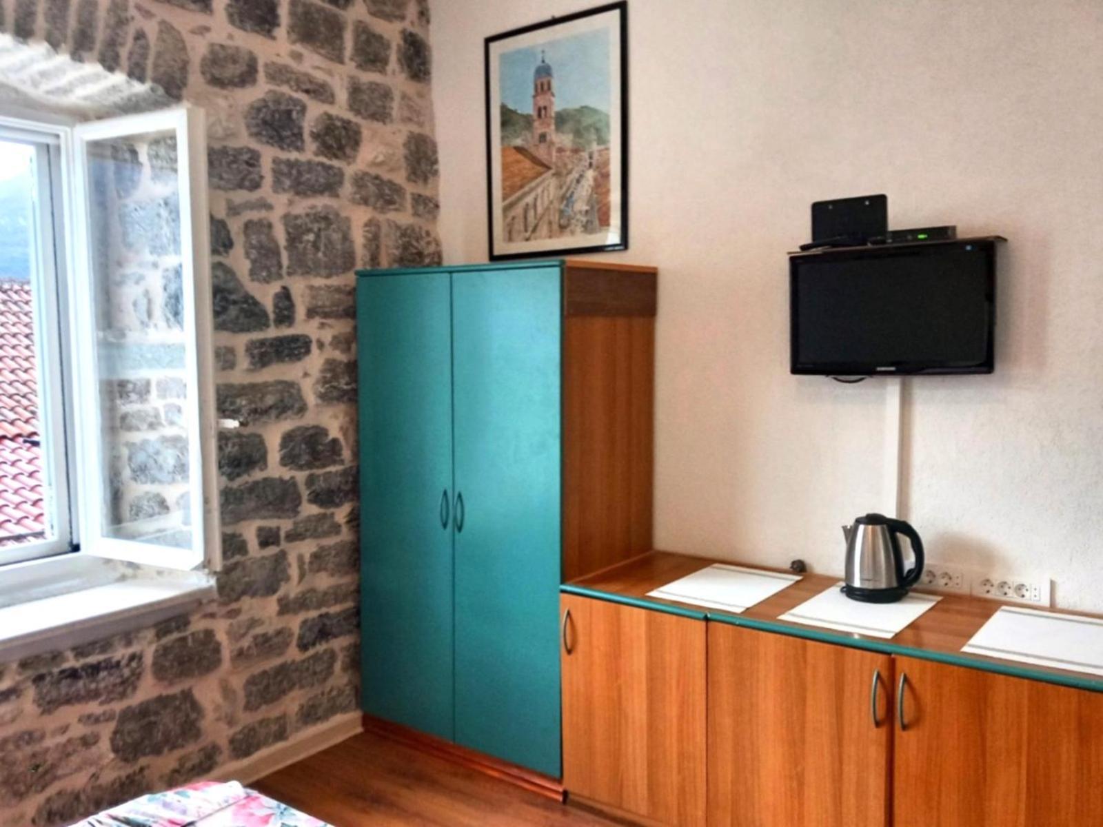 פראסט Bluemarine Rooms & Apartments מראה חיצוני תמונה